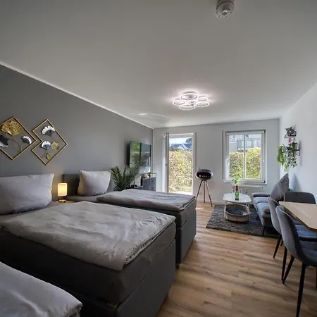Dresdenstay Waldschloesschen Mit Terrasse Und Parkplatz Apartament Drezno