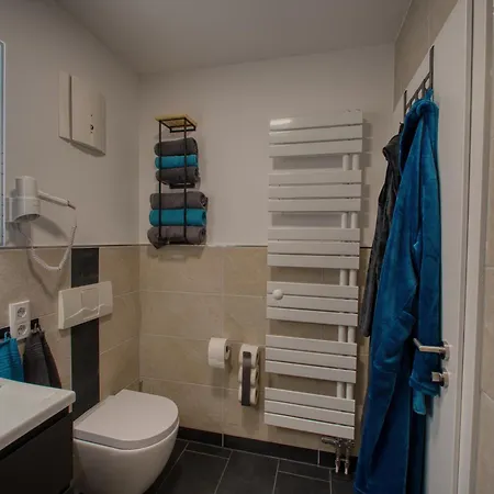 Dresdenstay Waldschloesschen Mit Terrasse Und Parkplatz Apartament Drezno