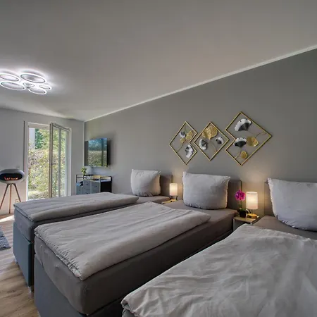 Dresdenstay Waldschloesschen Mit Terrasse Und Parkplatz Drezno