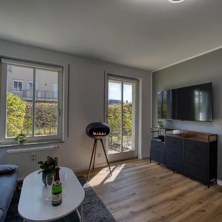 Dresdenstay Waldschloesschen Mit Terrasse Und Parkplatz Apartament Drezno